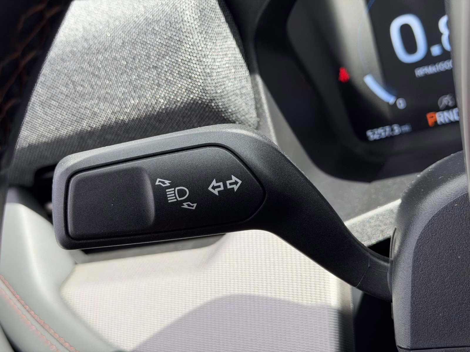 2025 Gray Ford Explorer Active 4WD 4X4 SUV