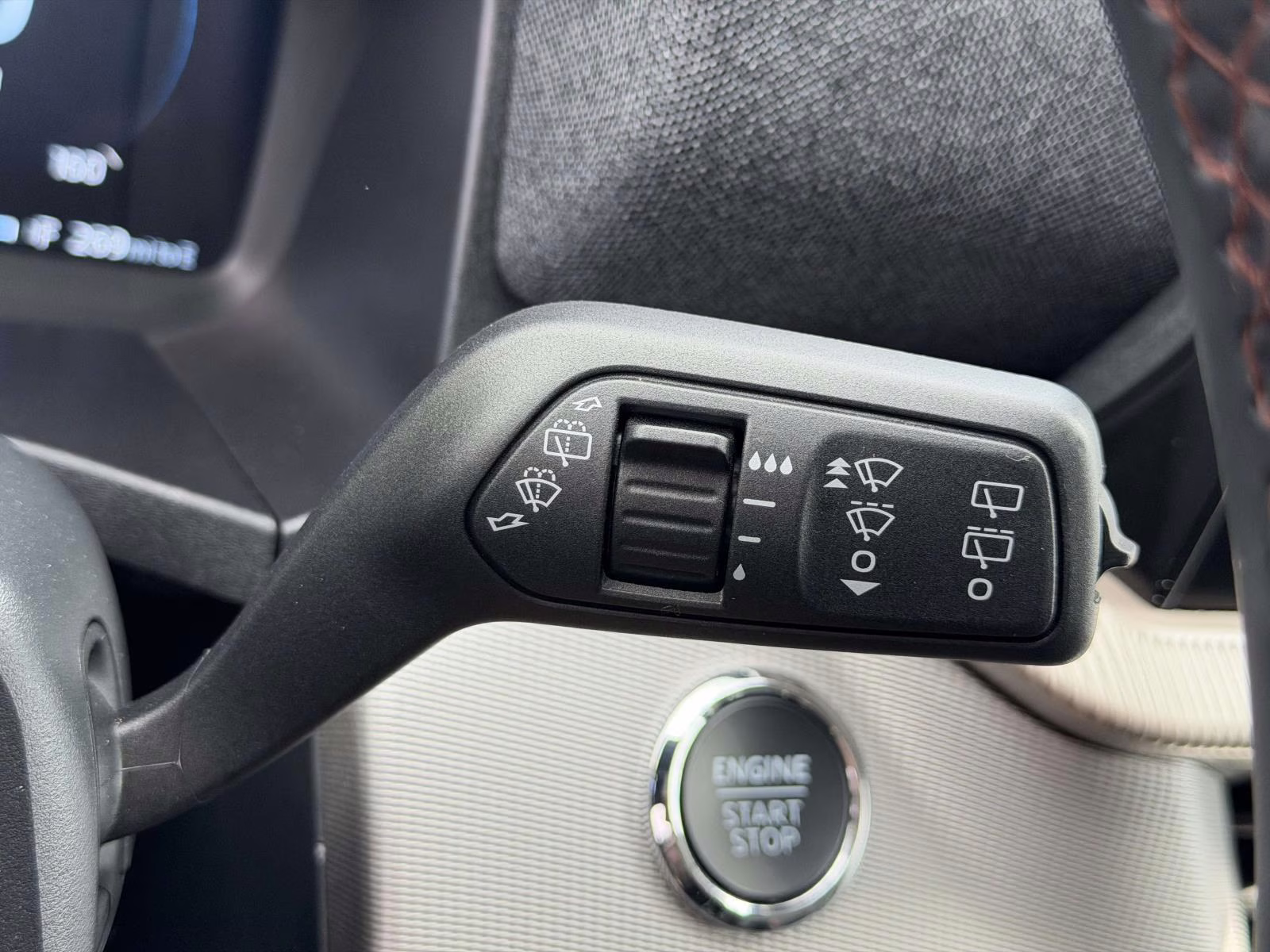 2025 Gray Ford Explorer Active 4WD 4X4 SUV