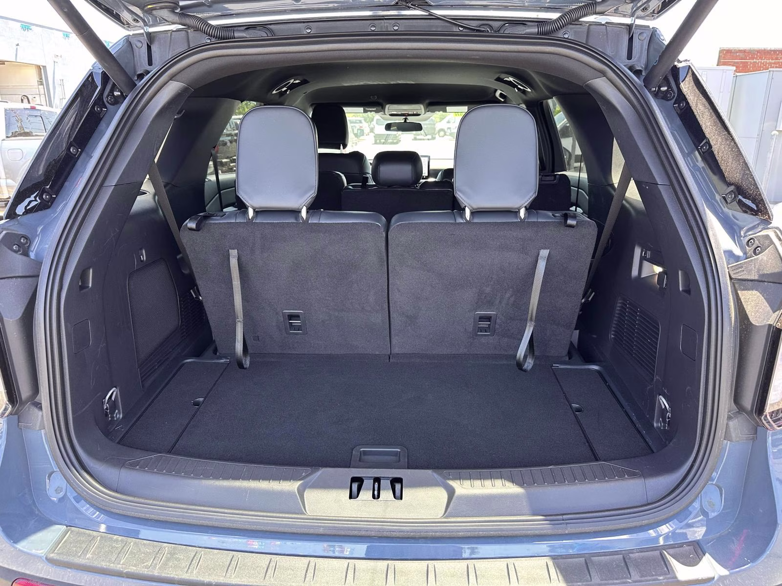 2025 Vapor Blue Metallic Ford Explorer ST-Line 4WD 4X4 SUV