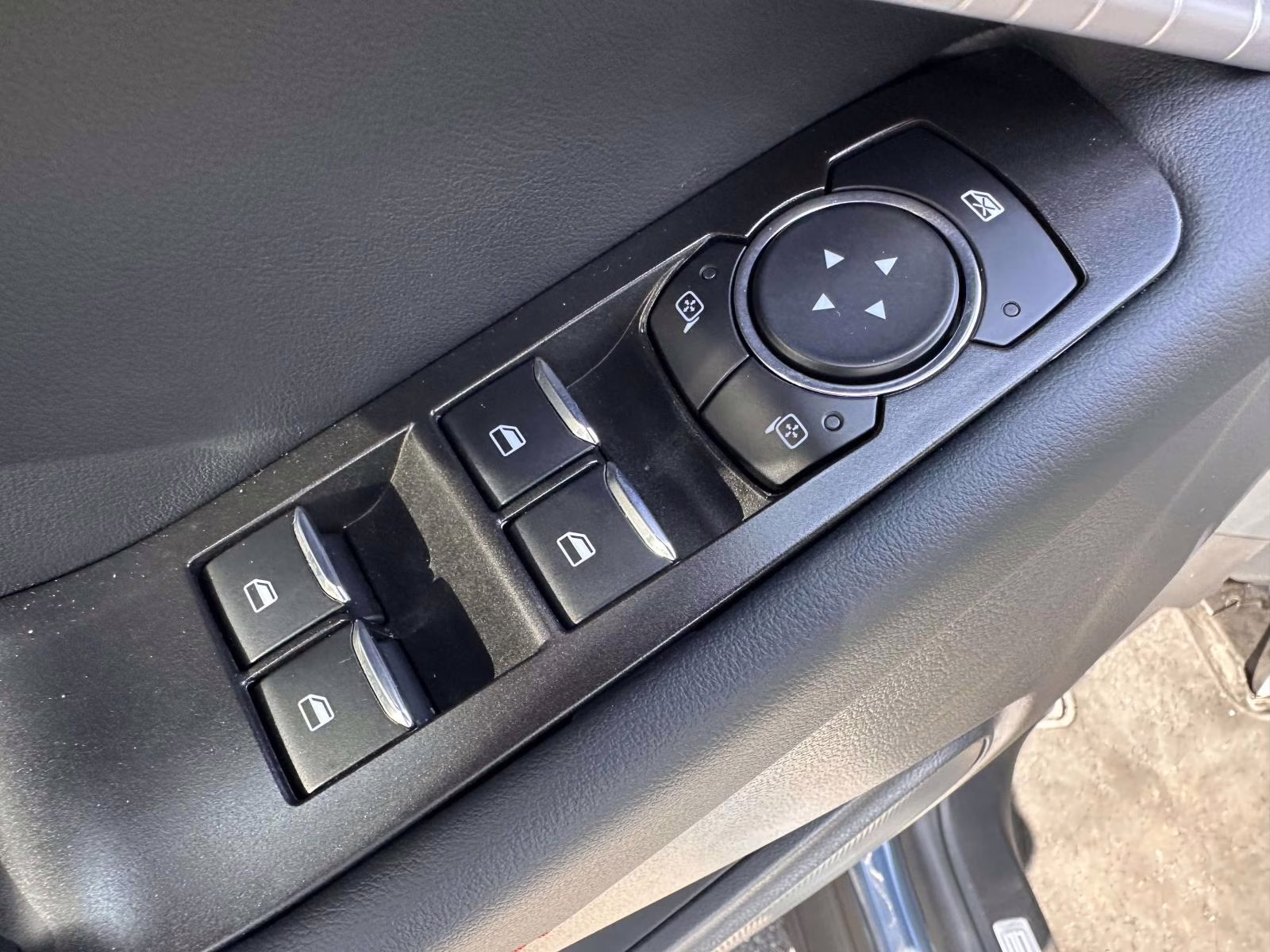 2025 Vapor Blue Metallic Ford Explorer ST-Line 4WD 4X4 SUV