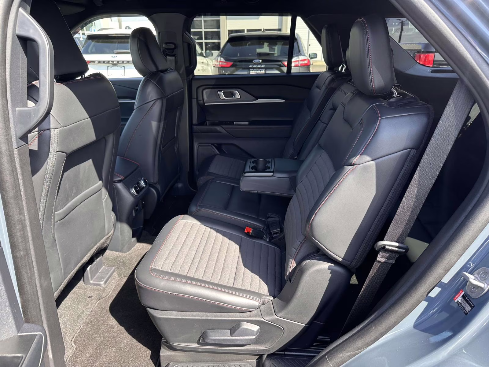 2025 Vapor Blue Metallic Ford Explorer ST-Line 4WD 4X4 SUV