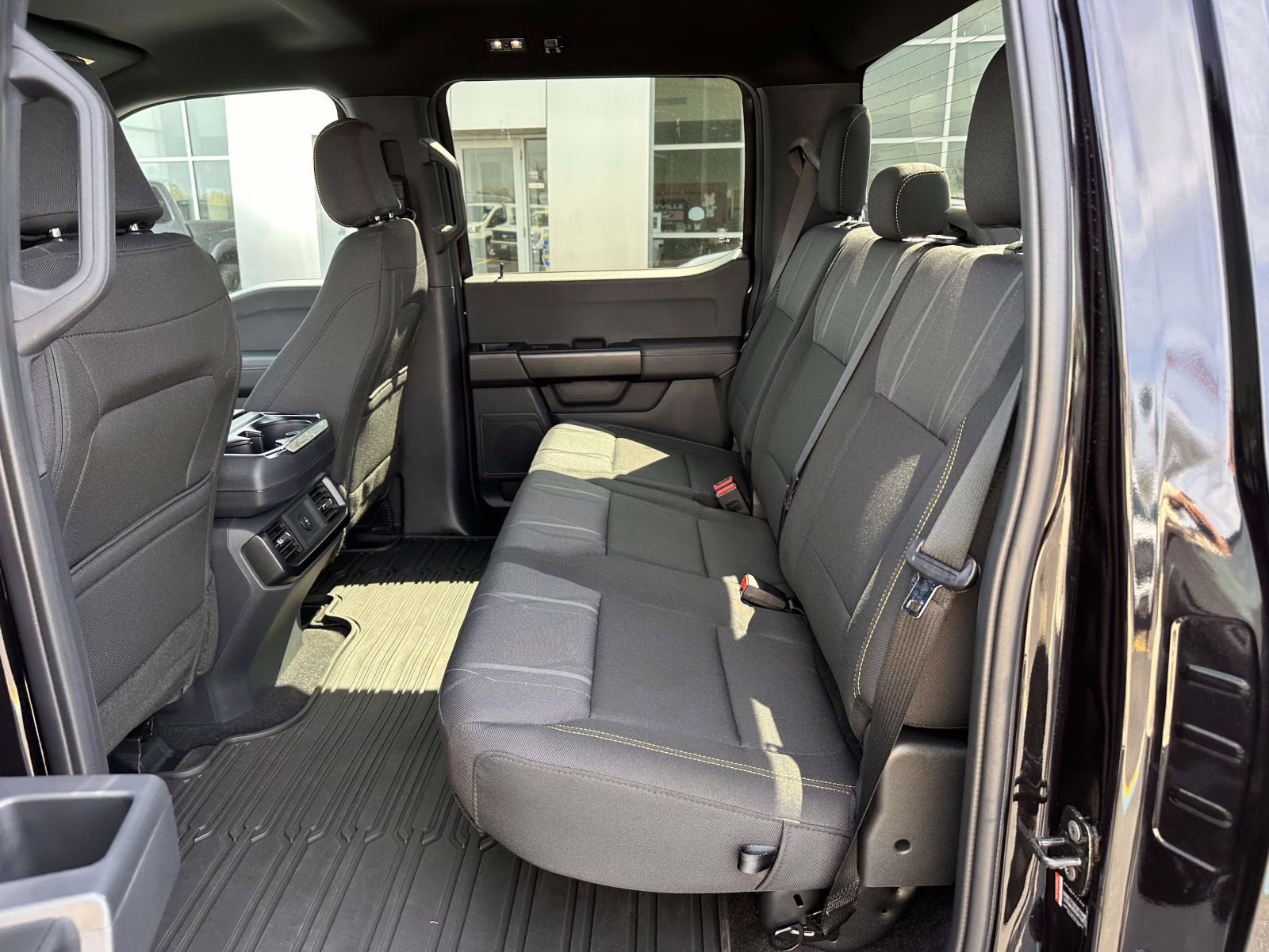 2025 Agate Black Metallic Ford F-150 STX 4WD SuperCrew 5.5' Box 4X4 Truck