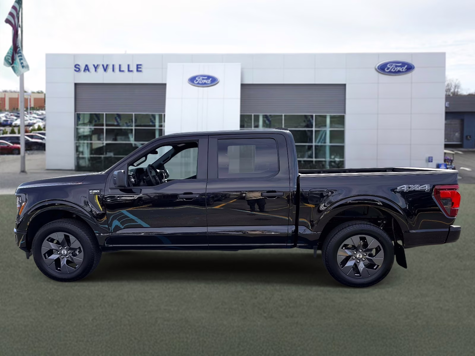 2025 Agate Black Metallic Ford F-150 STX 4WD SuperCrew 5.5' Box 4X4 Truck