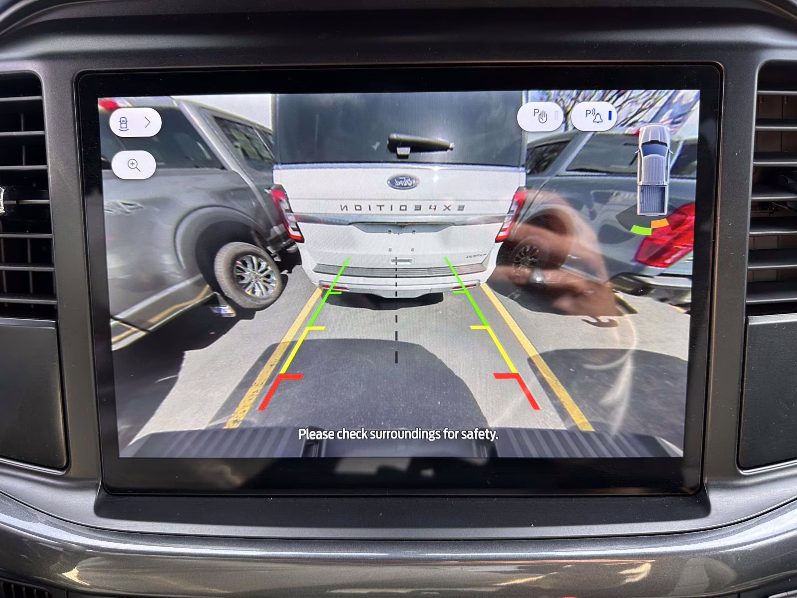 2025 Agate Black Metallic Ford F-150 STX 4WD SuperCrew 5.5' Box 4X4 Truck