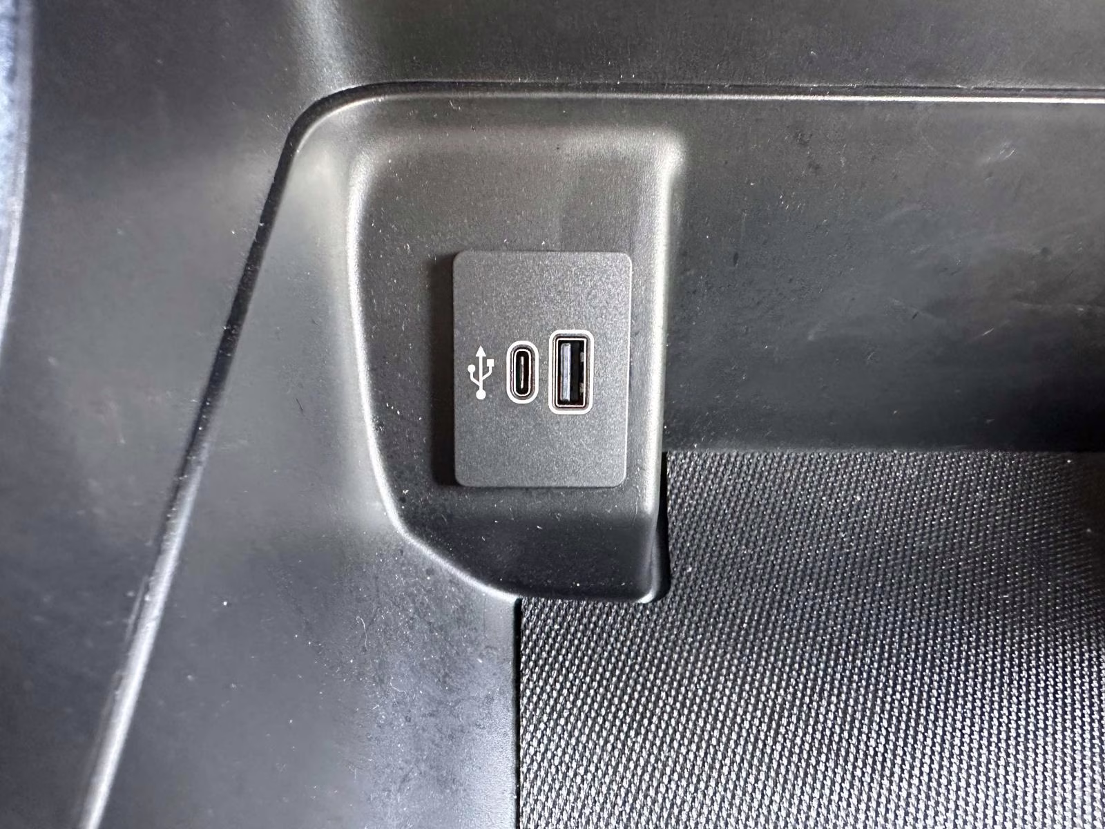 2025 Agate Black Metallic Ford F-150 STX 4WD SuperCrew 5.5' Box 4X4 Truck