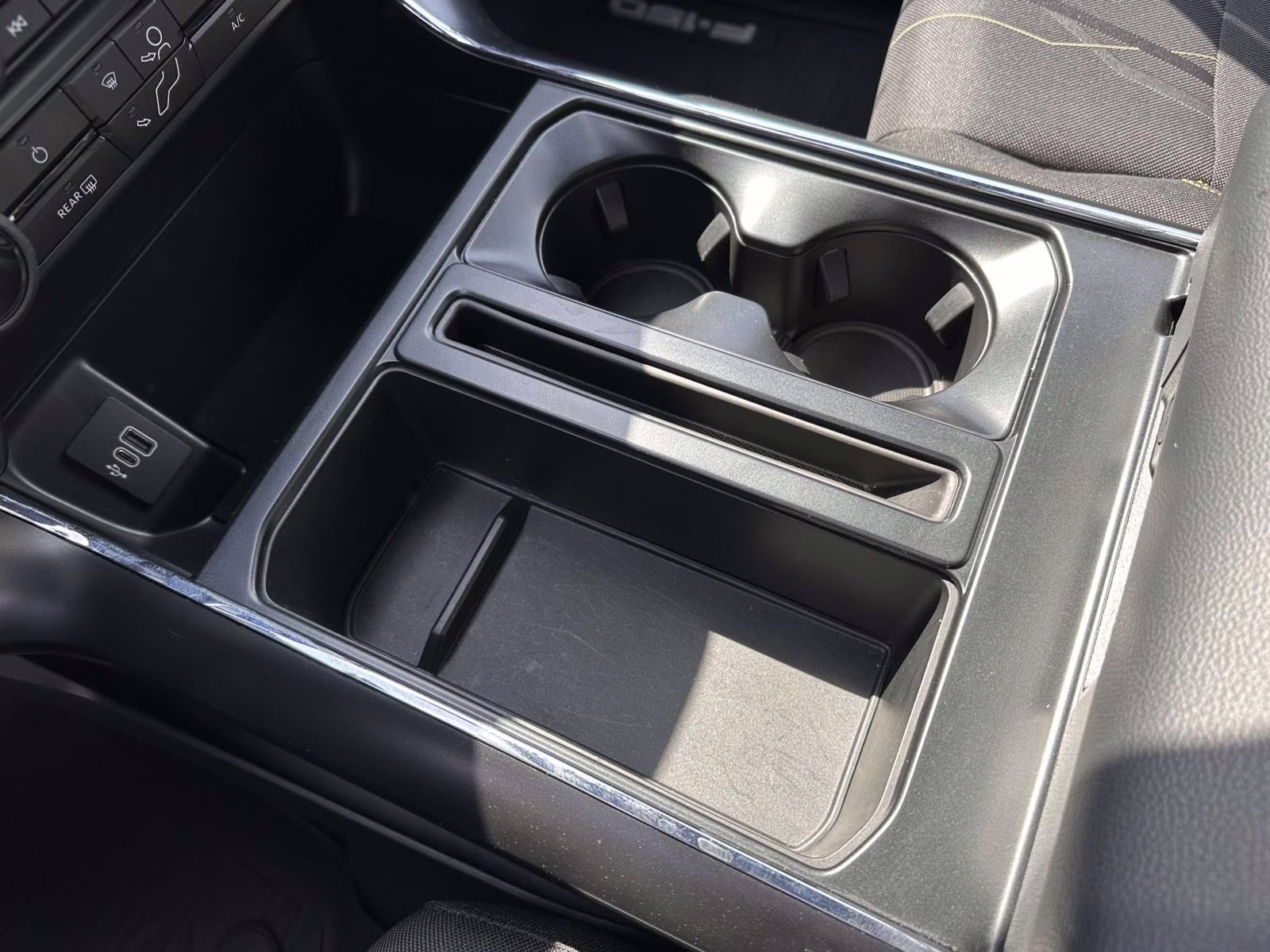 2025 Agate Black Metallic Ford F-150 STX 4WD SuperCrew 5.5' Box 4X4 Truck