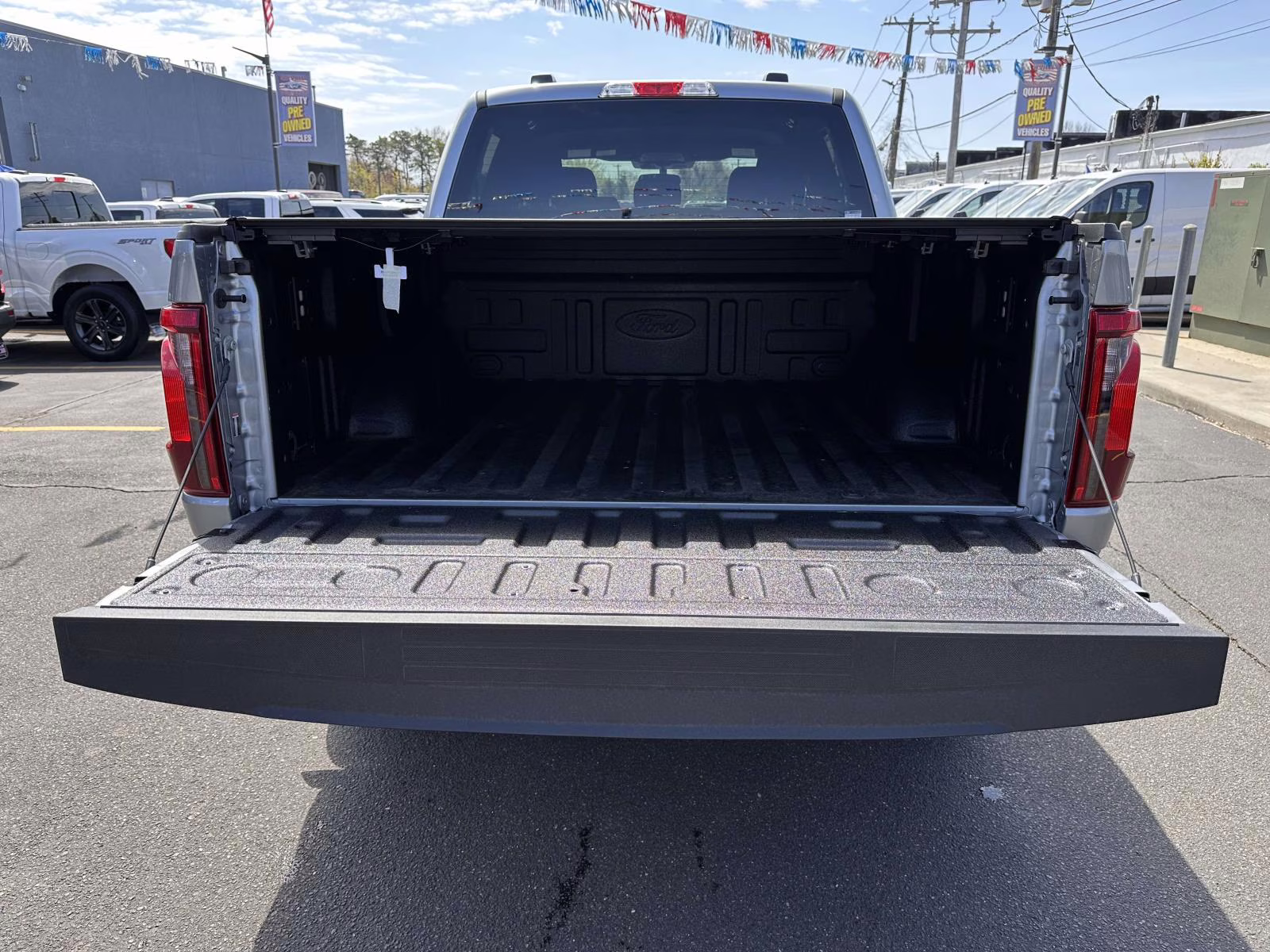 2025 Iconic Silver Metallic Ford F-150 STX 4WD SuperCrew 5.5' Box 4X4 Truck