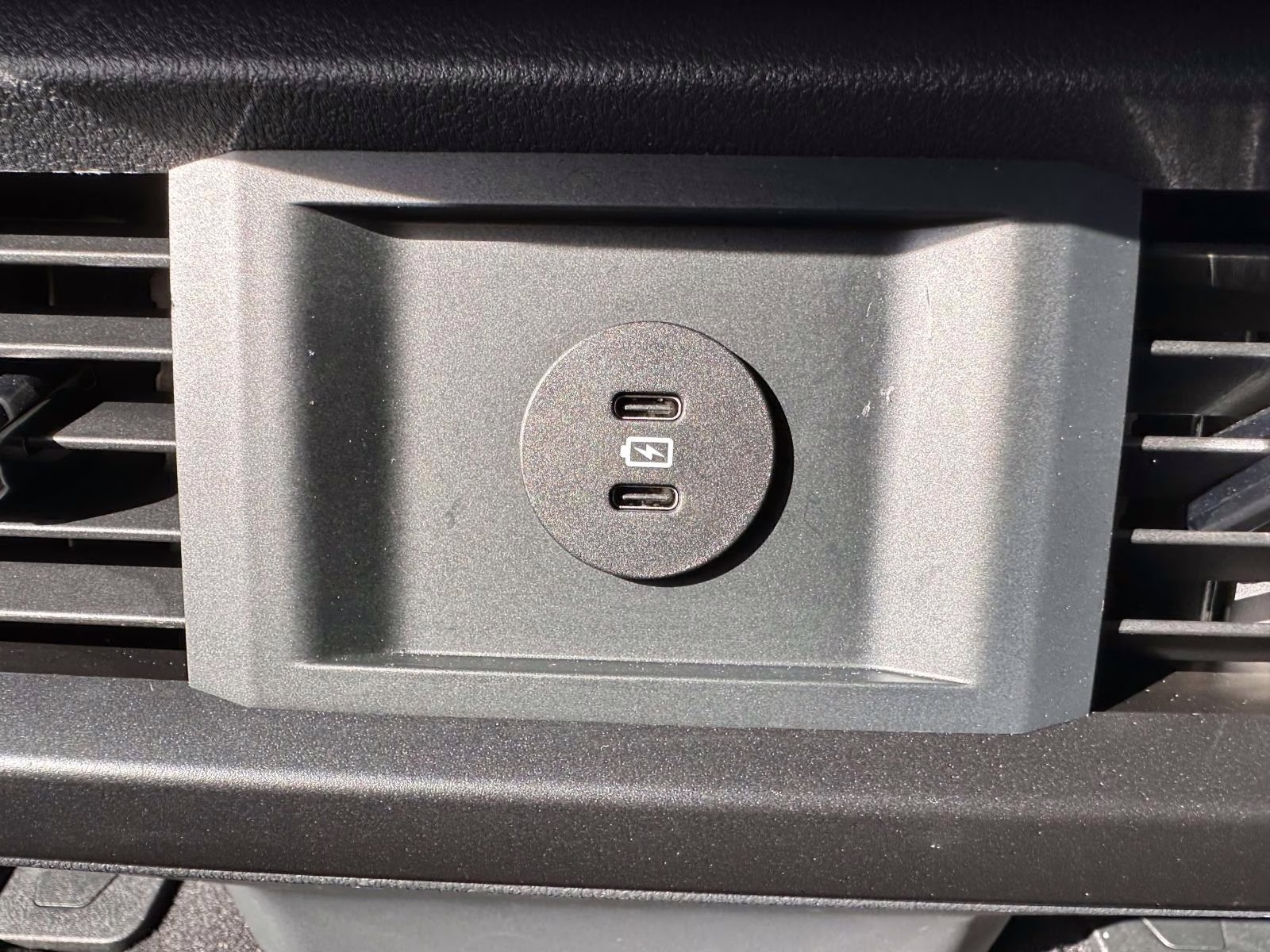 2025 Iconic Silver Metallic Ford F-150 STX 4WD SuperCrew 5.5' Box 4X4 Truck