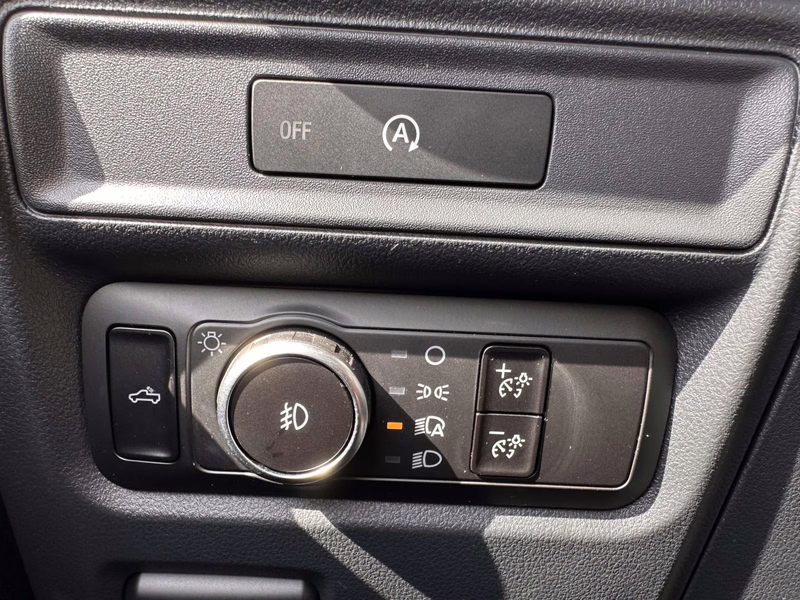 2025 Iconic Silver Metallic Ford F-150 STX 4WD SuperCrew 5.5' Box 4X4 Truck