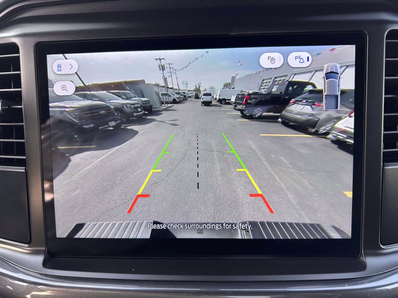 2025 Iconic Silver Metallic Ford F-150 STX 4WD SuperCrew 5.5' Box 4X4 Truck