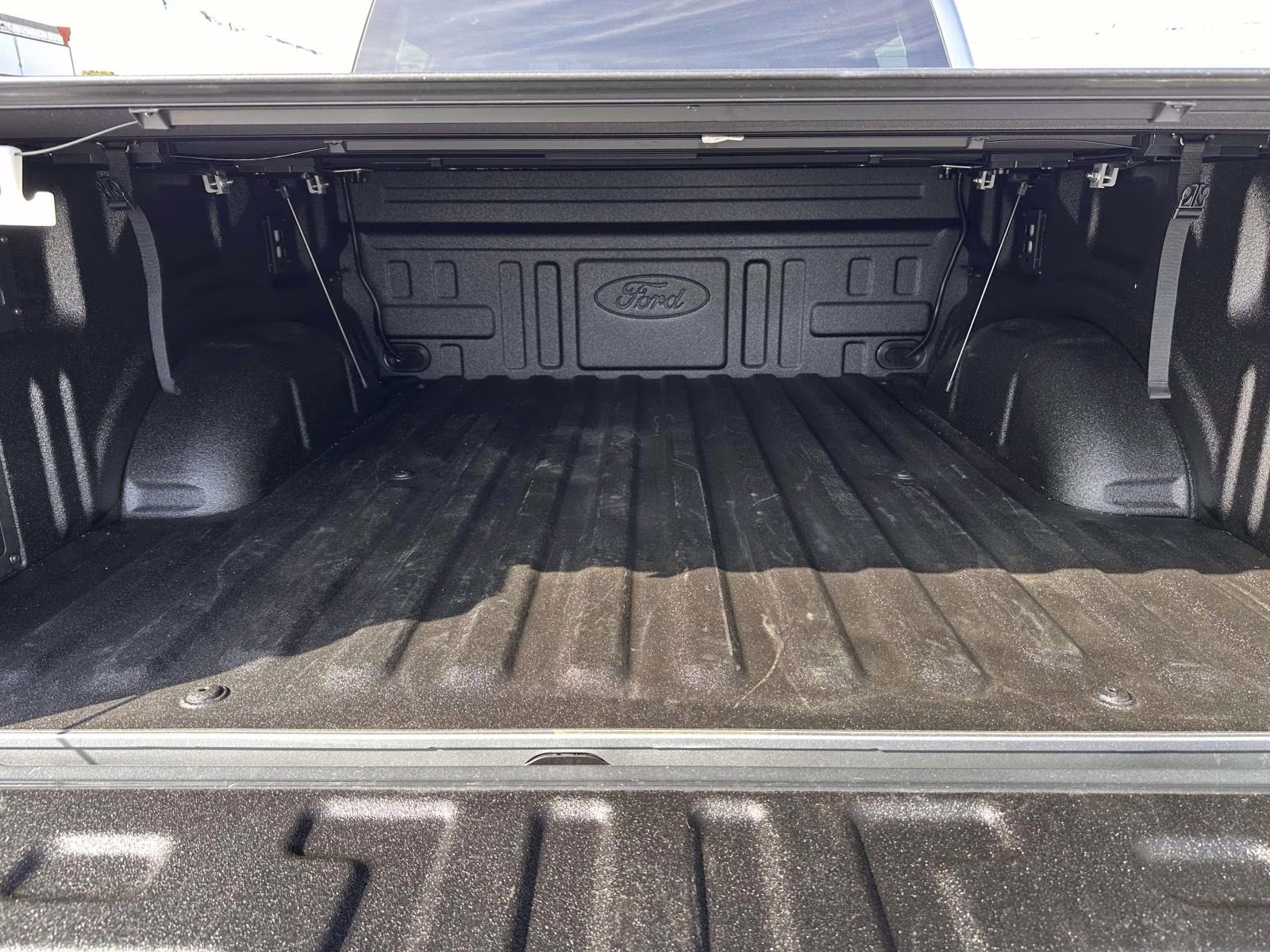 2025 Iconic Silver Metallic Ford F-150 STX 4WD SuperCrew 5.5' Box 4X4 Truck