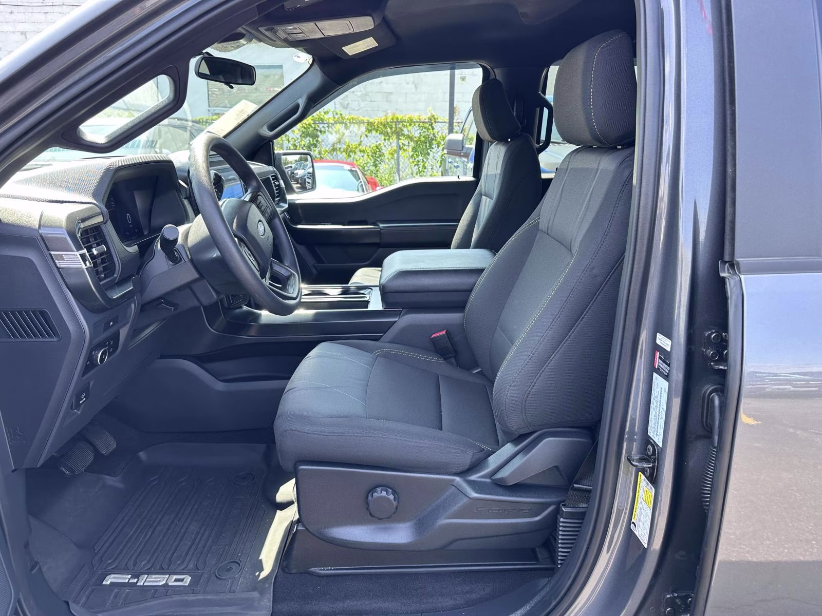 2025 Carbonized Gray Metallic Ford F-150 STX 4WD SuperCrew 5.5' Box 4X4 Truck