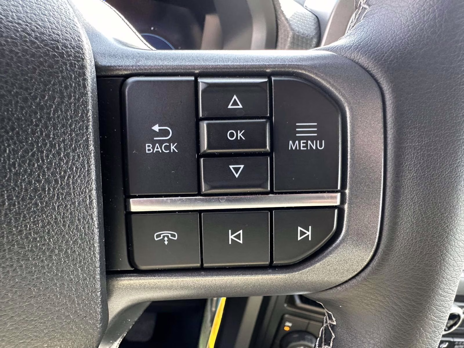 2025 Iconic Silver Metallic Ford F-150 XLT 4WD SuperCrew 5.5' Box 4X4 Truck