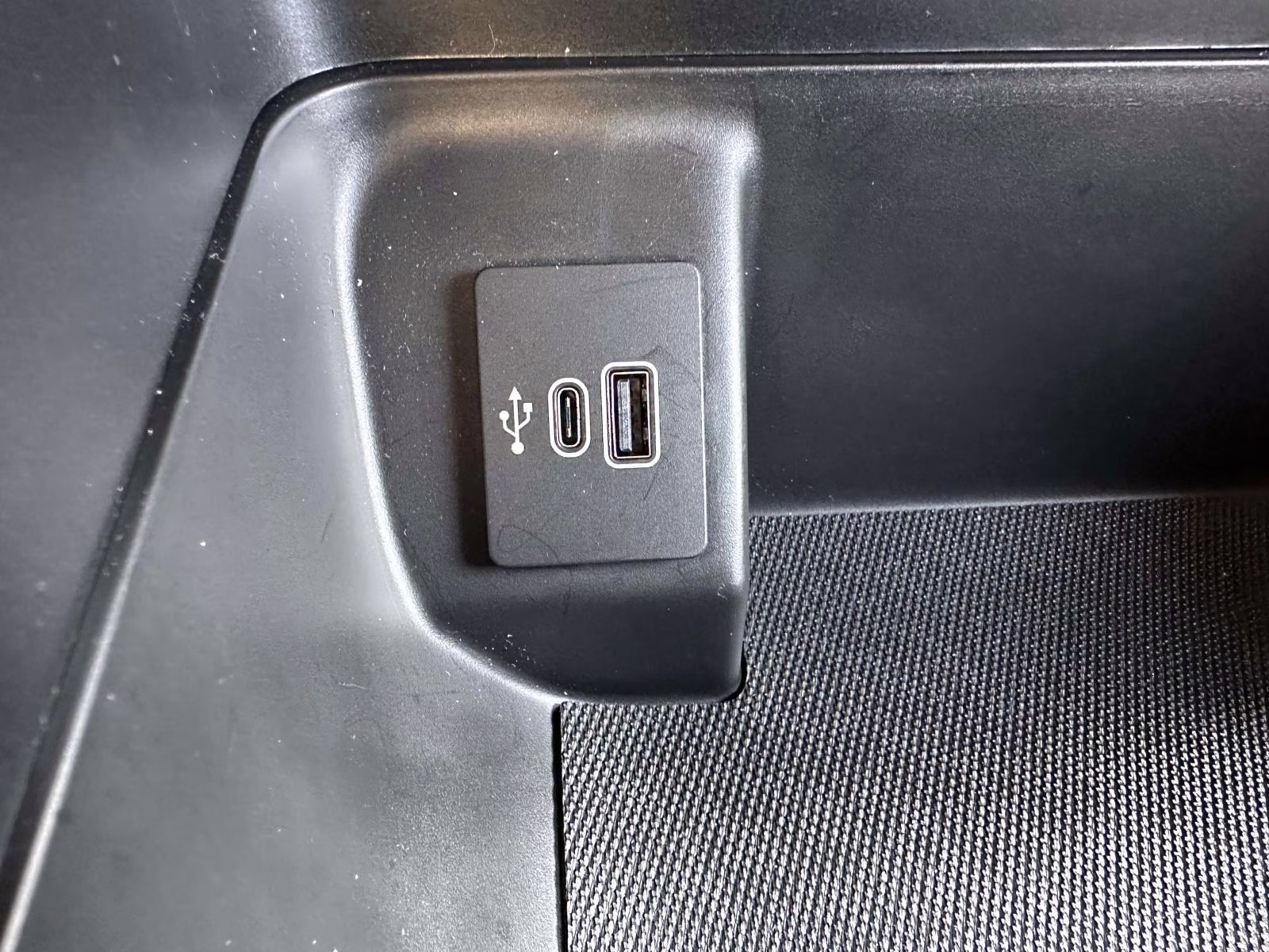 2025 Iconic Silver Metallic Ford F-150 XLT 4WD SuperCrew 5.5' Box 4X4 Truck