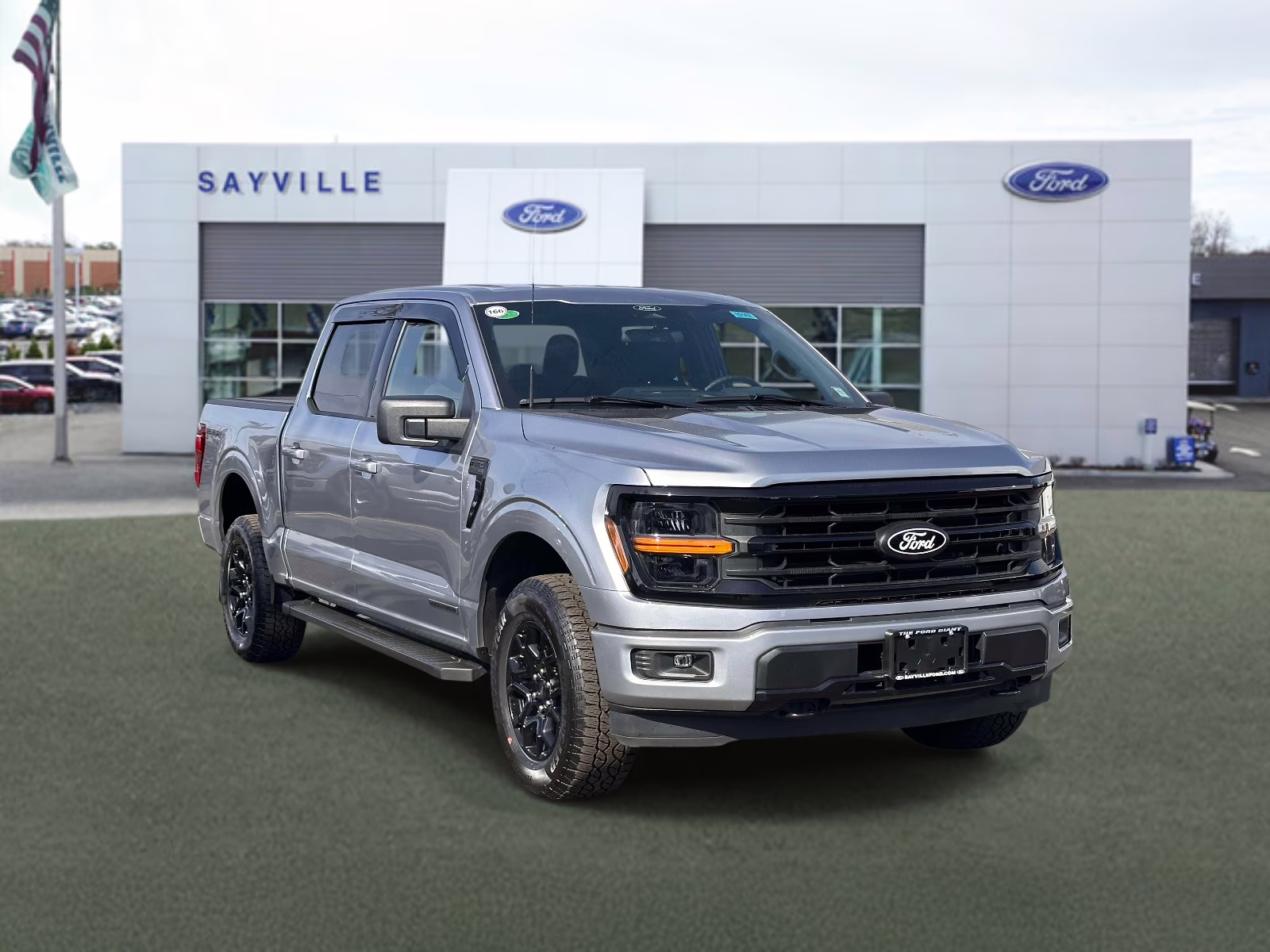 2025 Iconic Silver Metallic Ford F-150 XLT 4WD SuperCrew 5.5' Box 4X4 Truck