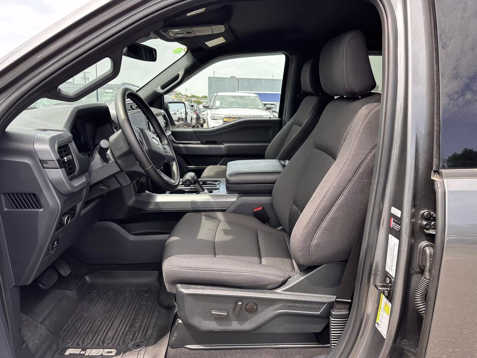 2025 Carbonized Gray Metallic Ford F-150 XLT 4WD SuperCrew 5.5' Box 4X4 Truck