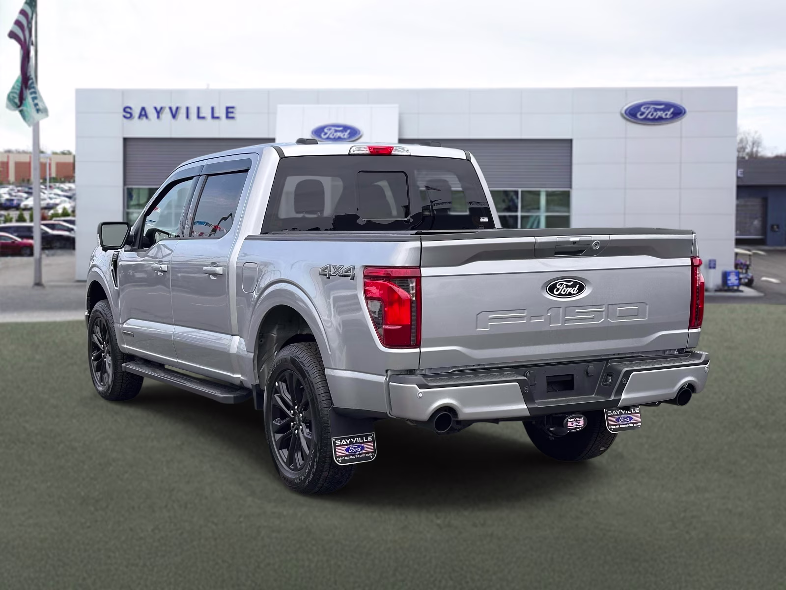 2025 Iconic Silver Metallic Ford F-150 XLT 4WD SuperCrew 5.5' Box 4X4 Truck