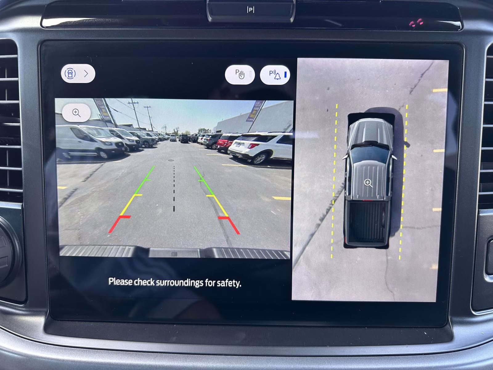 2025 Iconic Silver Metallic Ford F-150 XLT 4WD SuperCrew 5.5' Box 4X4 Truck