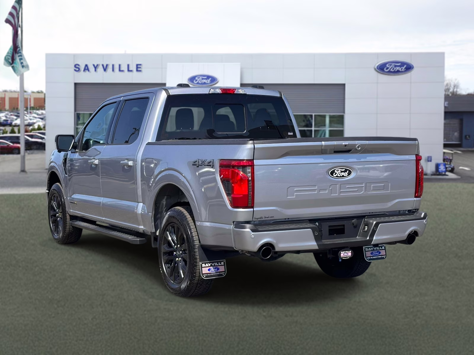 2025 Iconic Silver Metallic Ford F-150 XLT 4WD SuperCrew 5.5' Box 4X4 Truck