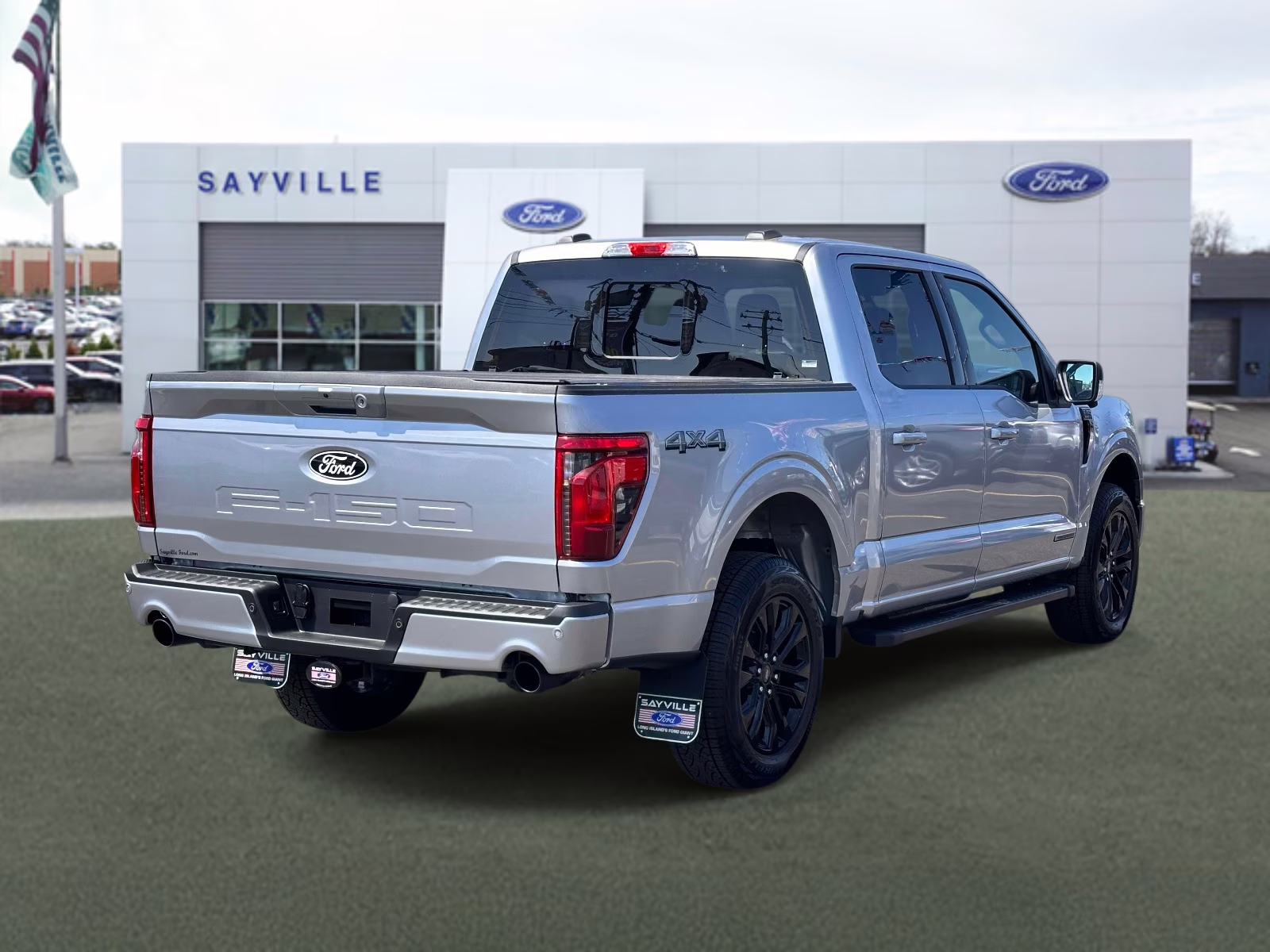 2025 Iconic Silver Metallic Ford F-150 XLT 4WD SuperCrew 5.5' Box 4X4 Truck