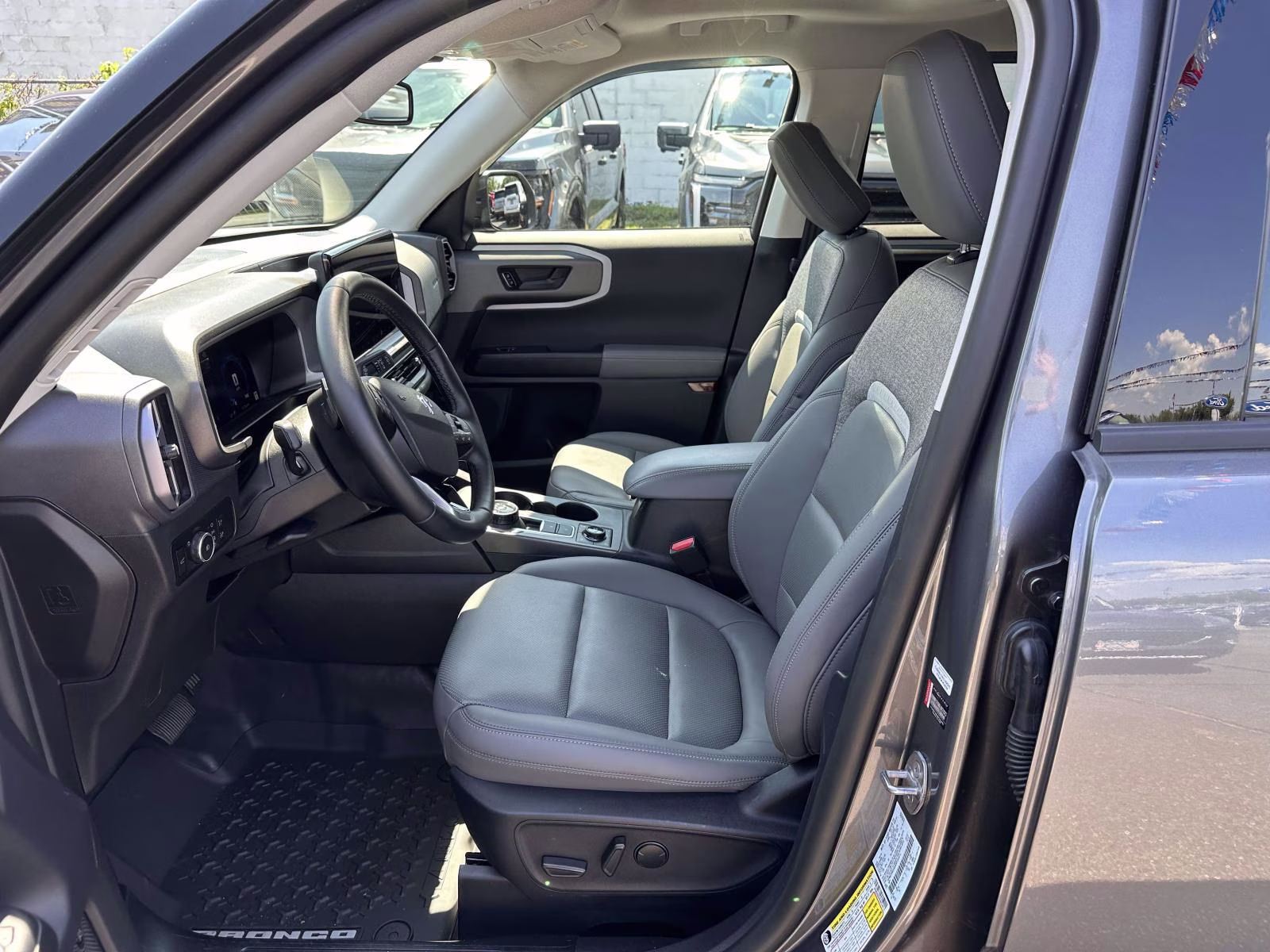 2025 Carbonized Gray Metallic Ford Bronco Sport Badlands 4x4 4X4 SUV