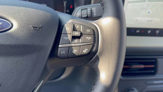 2025 Oxford White Ford Maverick LARIAT AWD SuperCrew AWD Truck