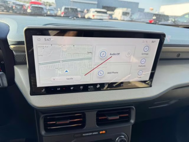 2025 Oxford White Ford Maverick LARIAT AWD SuperCrew AWD Truck