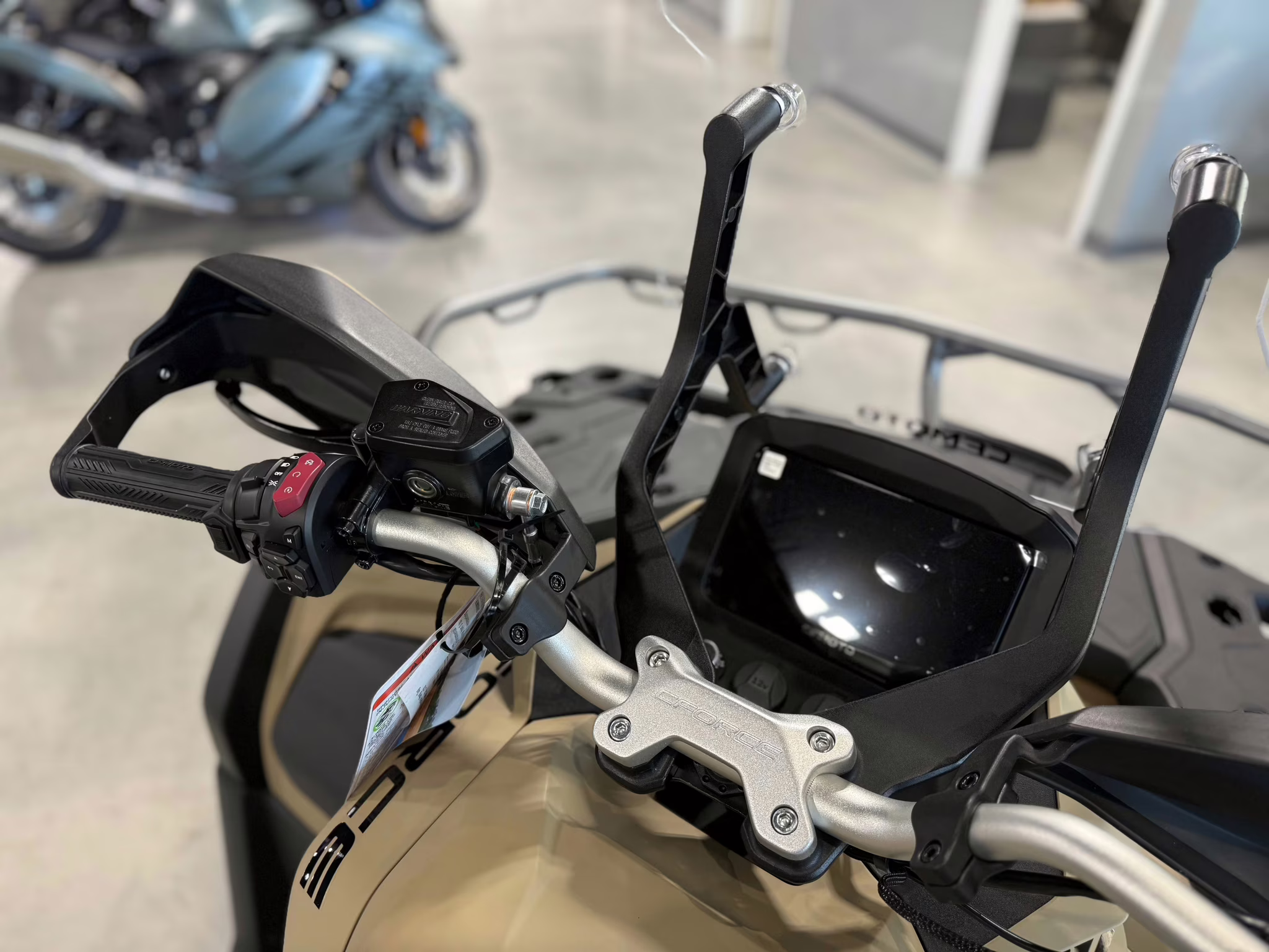 2026 TAN CFMOTO CFORCE 1000 OVERLAND ATV