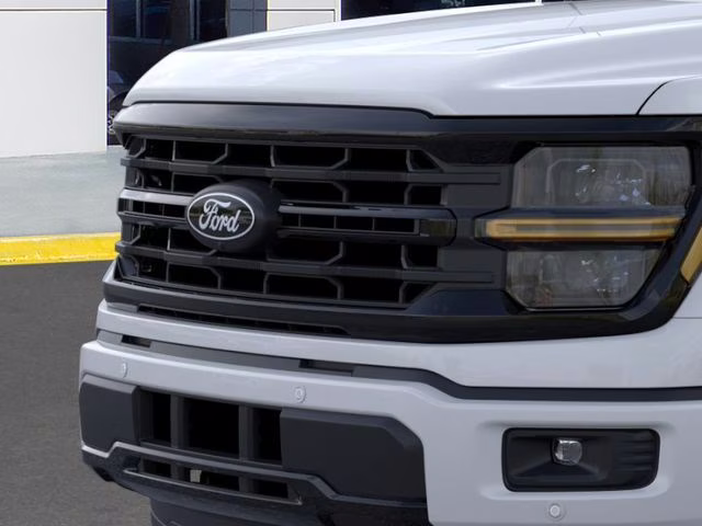 2025 Oxford White Ford F-150 XLT RWD Truck