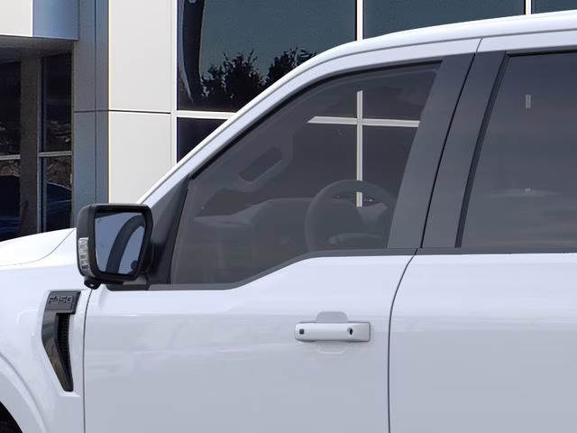 2025 Oxford White Ford F-150 XLT RWD Truck
