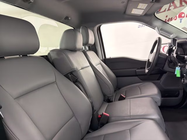 2025 Oxford White Ford F-150 XL 4X4 Truck