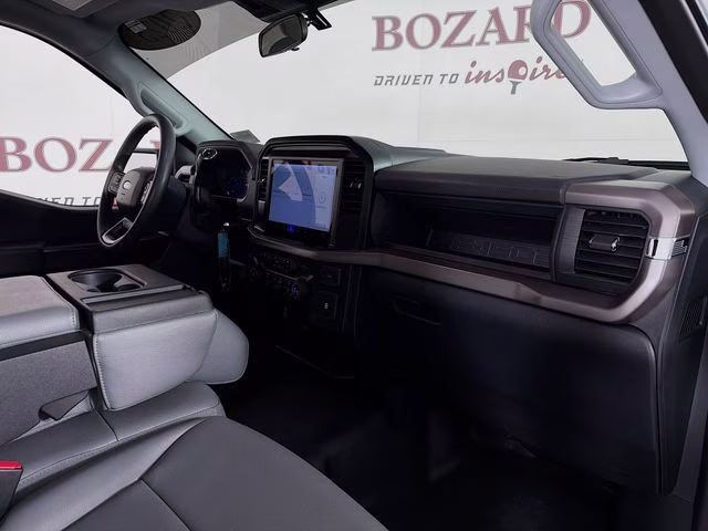 2025 Oxford White Ford F-150 XL 4X4 Truck