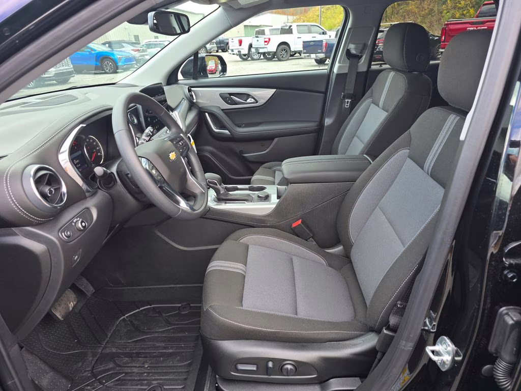 2025 Black Chevrolet Blazer LT AWD SUV