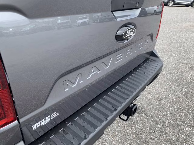 2025 Carbonized Gray Metallic Ford Maverick XLT AWD Truck