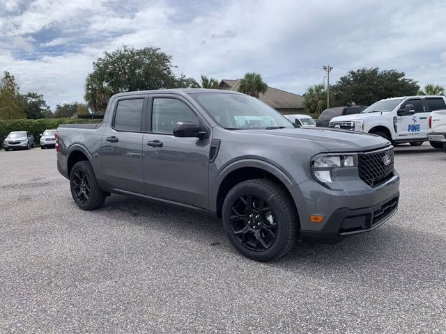 2025 Carbonized Gray Metallic Ford Maverick XLT AWD Truck