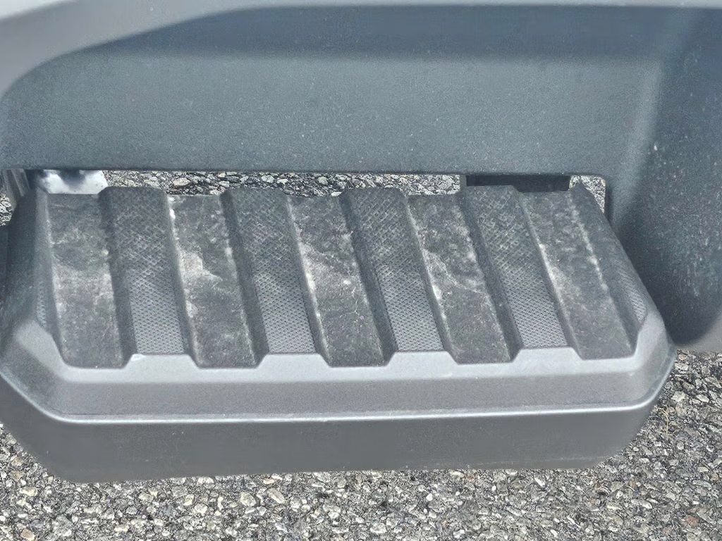 2026 Avalanche Ford Super Duty F-250 SRW XLT 4X4 Truck