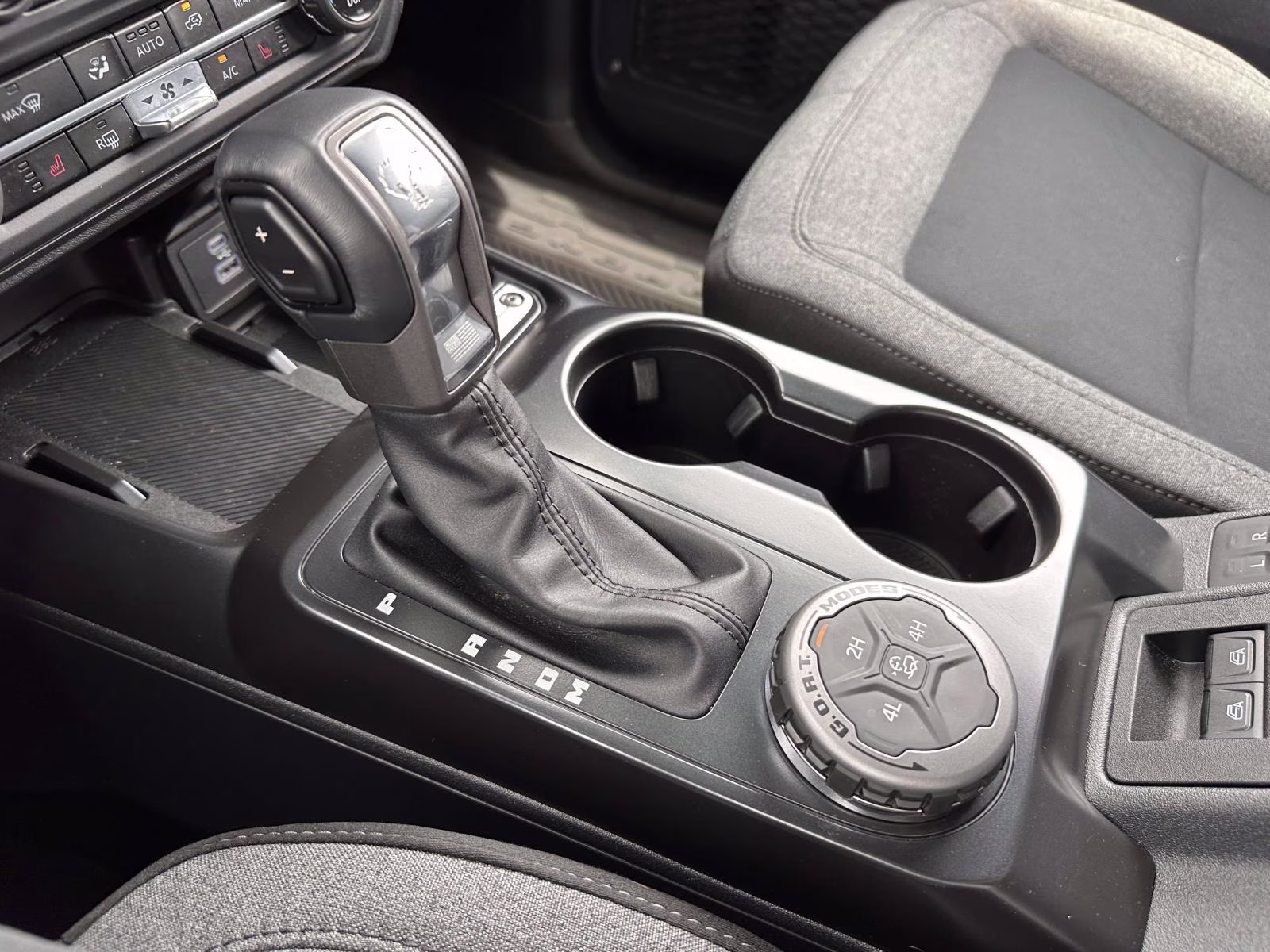 2025 Ford Bronco 4-Door Big Bend - Photo 28