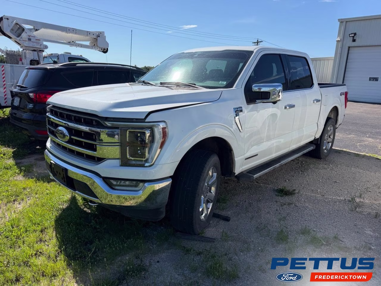 2021 Oxford White Ford F-150 4WD Lariat SuperCrew 4X4 Truck