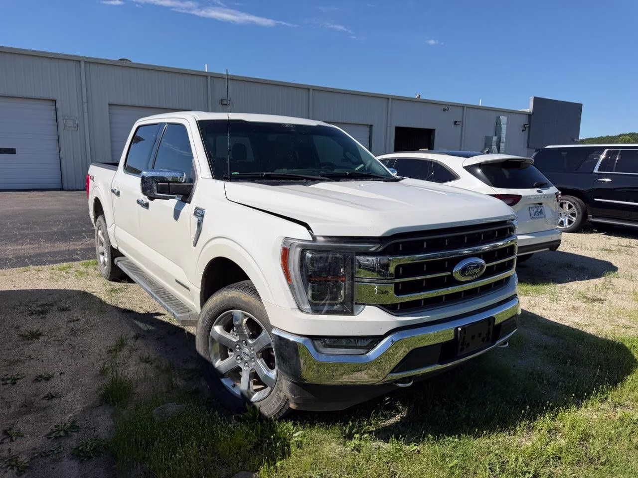 2021 Oxford White Ford F-150 4WD Lariat SuperCrew 4X4 Truck
