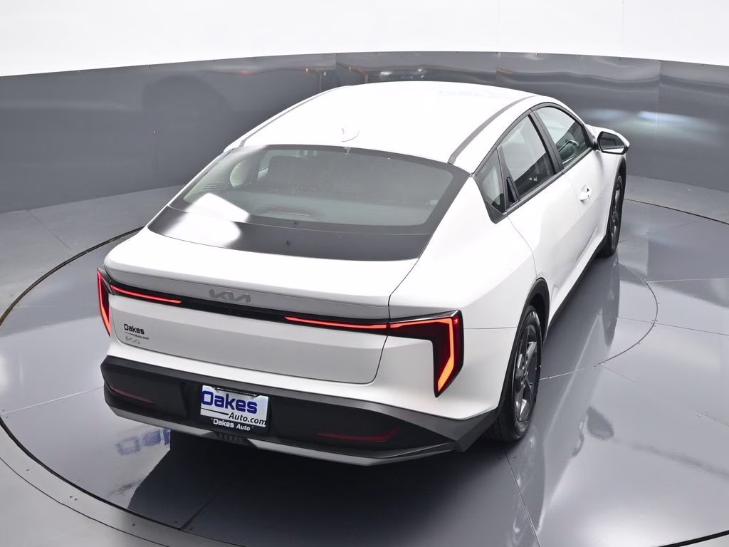 2025 Snow White Pearl Kia K4 LXS FWD Sedan