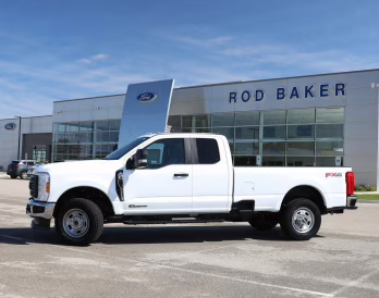 2026 Oxford White Ford Super Duty F-350 SRW XL 4X4 Truck