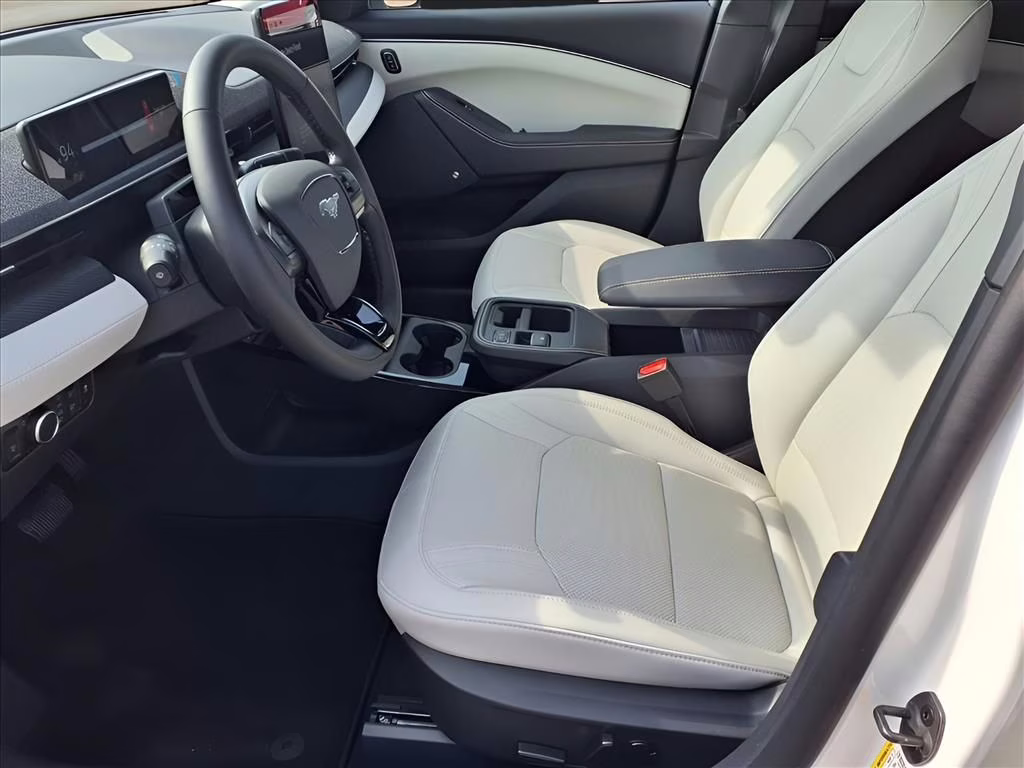 2025 White Metallic Ford Mustang Mach-E Premium RWD SUV