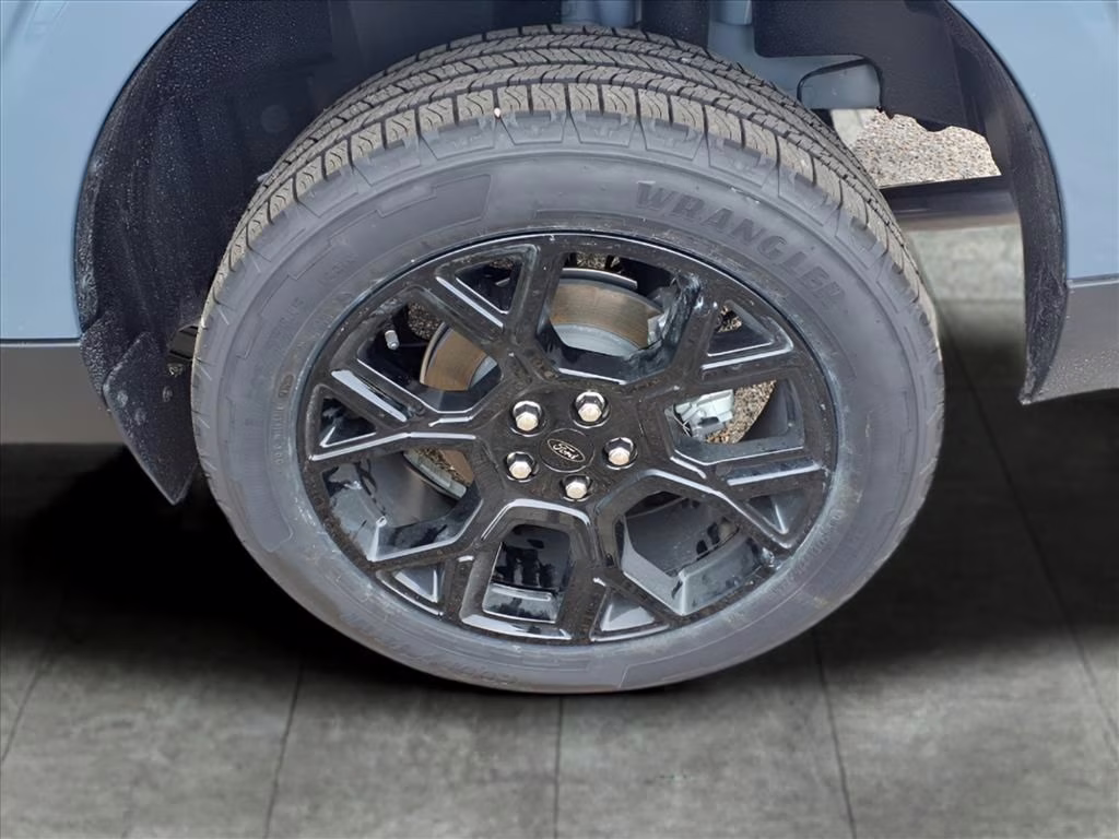2025 Azure Gray Metallic Ford Maverick XLT AWD Truck
