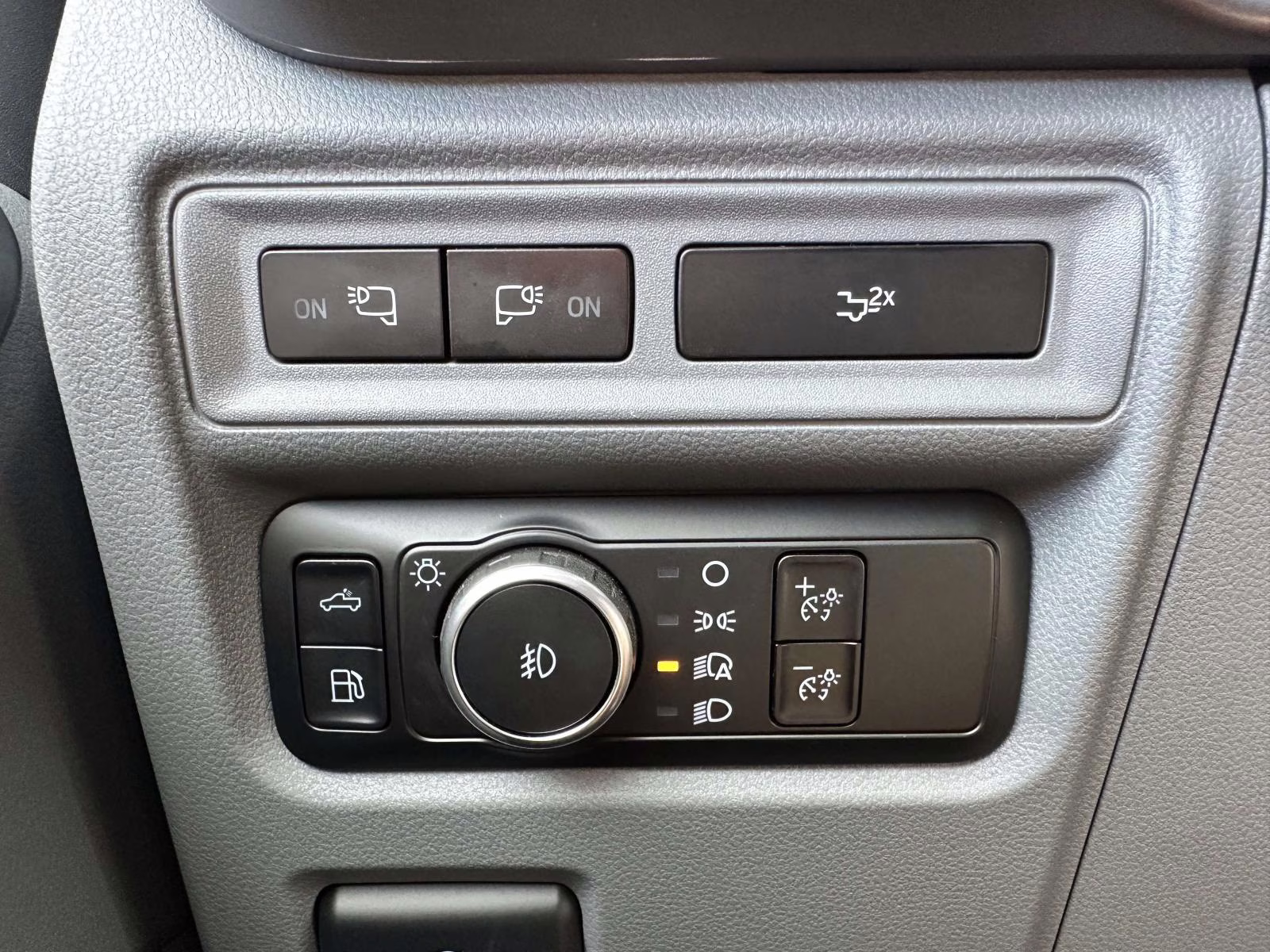 2024 Carbonized Gray Metallic Ford F-150 XLT 4WD SuperCrew 5.5' Box 4X4 Truck