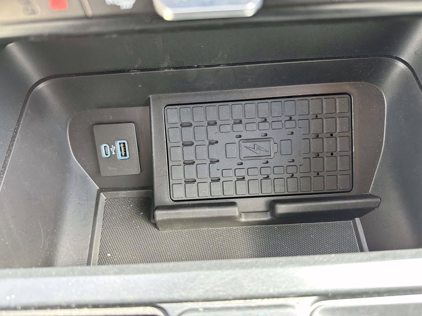 2024 Carbonized Gray Metallic Ford F-150 XLT 4WD SuperCrew 5.5' Box 4X4 Truck