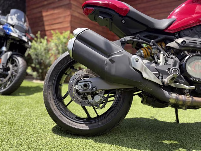 2019 Red Ducati MONSTER 821 821 Ducati Red Motorcycle