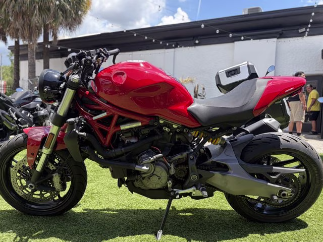 2019 Red Ducati MONSTER 821 821 Ducati Red Motorcycle