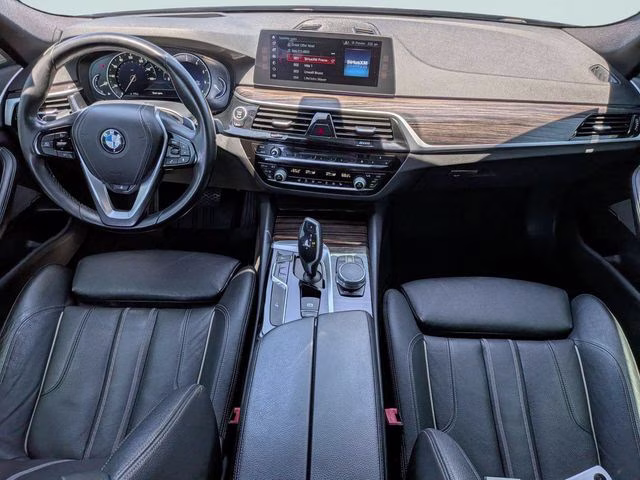 2017 Bluestone Metallic BMW 5 Series 530i xDrive AWD Sedan