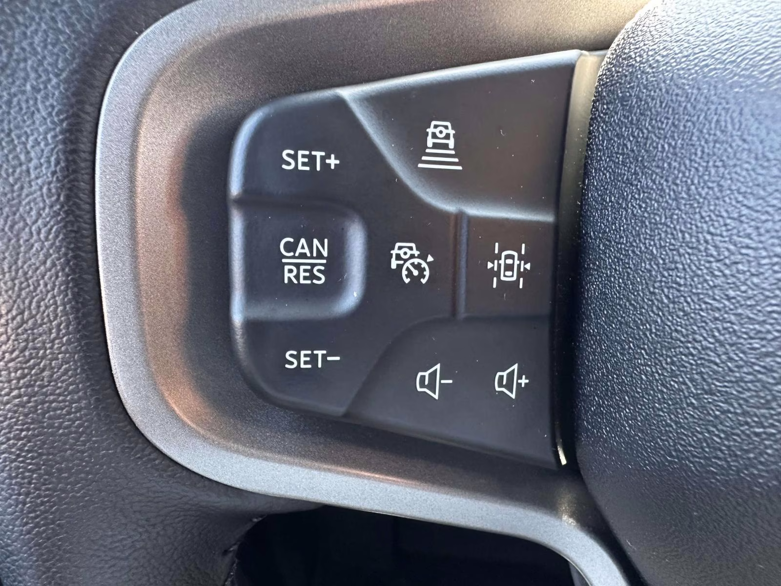 2025 Azure Gray Metallic Tri-Coat Ford Bronco Badlands 4 Door Advanced 4x4 4X4 SUV