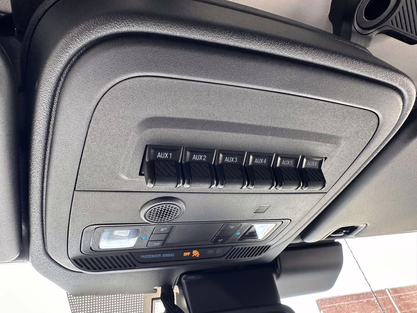 2025 Azure Gray Metallic Tri-Coat Ford Bronco Badlands 4 Door Advanced 4x4 4X4 SUV